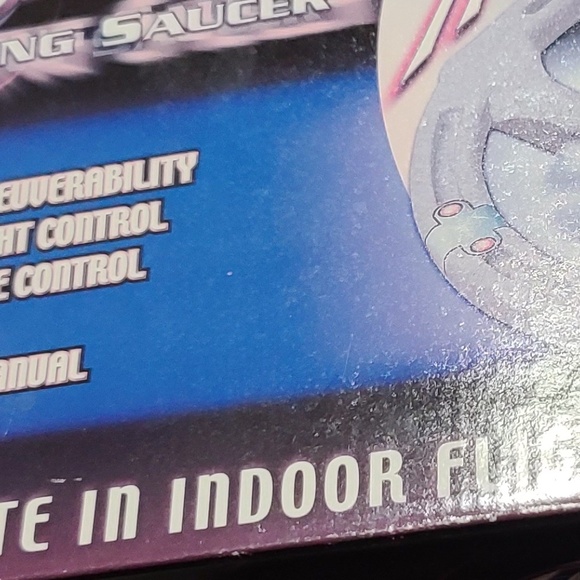 Ultimate flying saucer vintage remote control space ship NIB - Picture 5 of 7